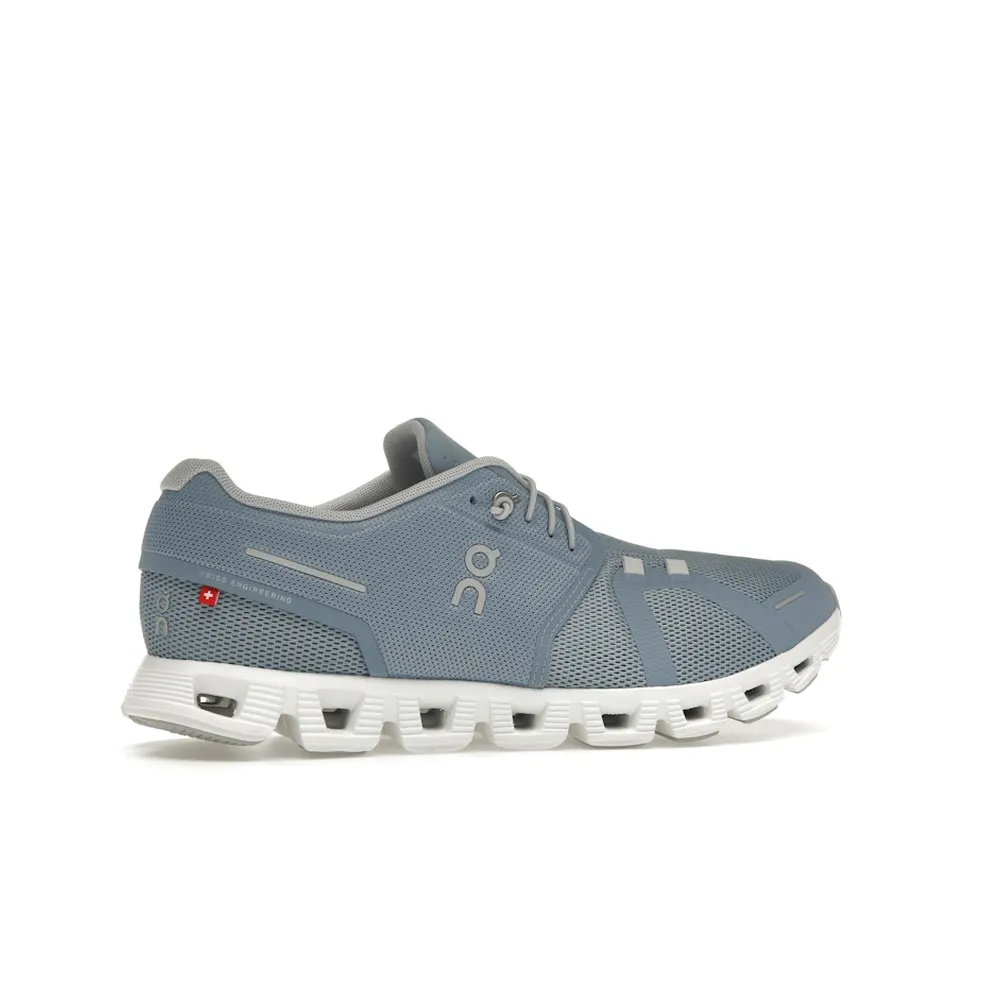 On Running Cloud 5 Chambray White