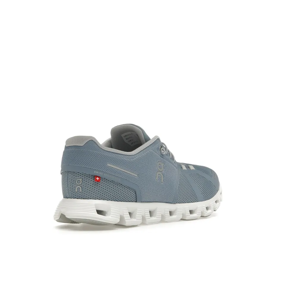 On Running Cloud 5 Chambray White