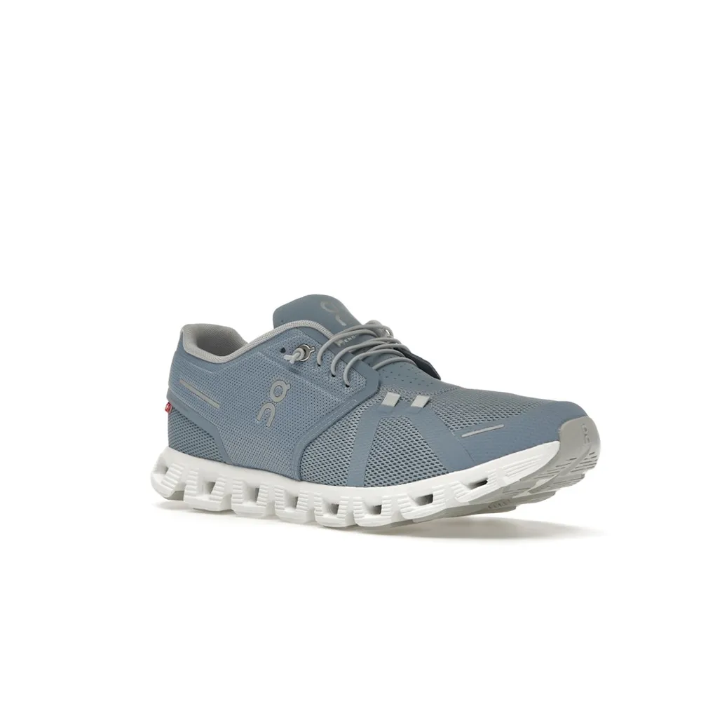 On Running Cloud 5 Chambray White