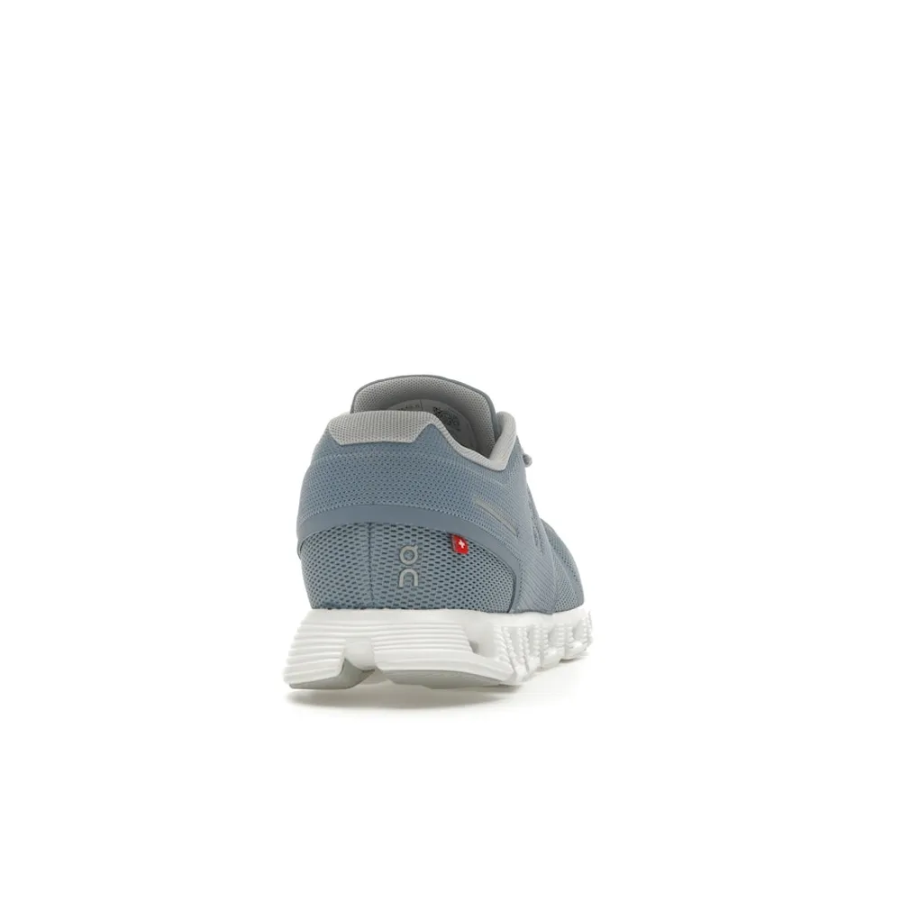 On Running Cloud 5 Chambray White