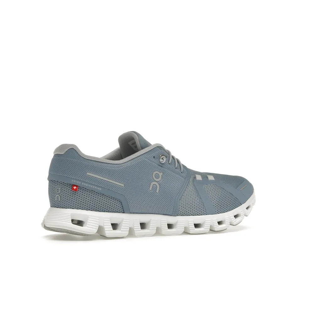 On Running Cloud 5 Chambray White