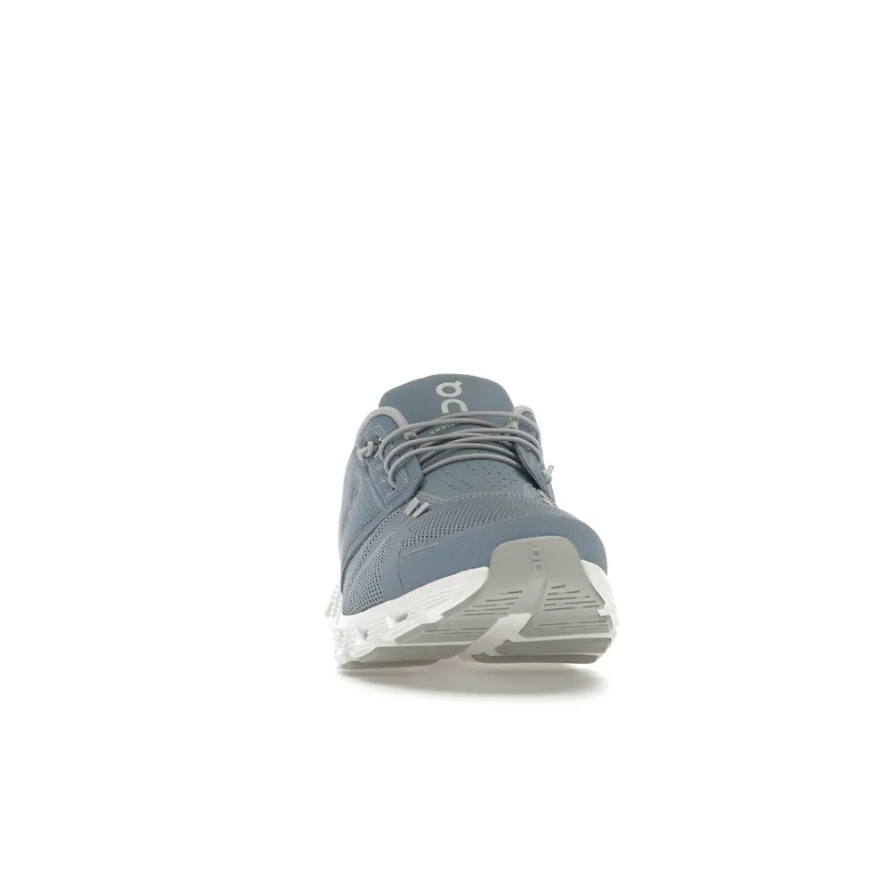 On Running Cloud 5 Chambray White